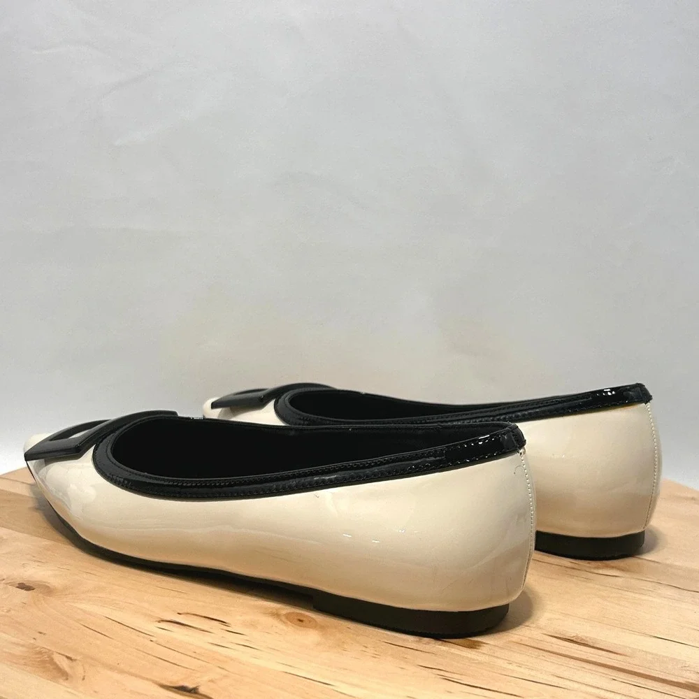 JF Women's Cream Black Patent Leather Slip On Pointed Toe Ballet Flats NWOB - 7